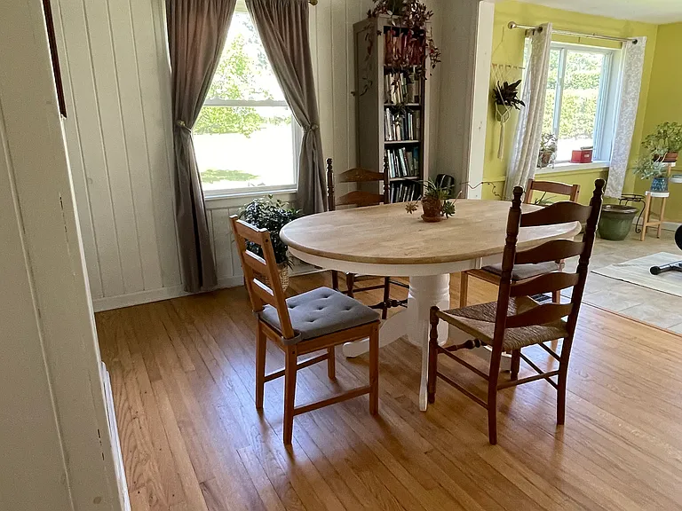 49 Western Ave — Photo 7