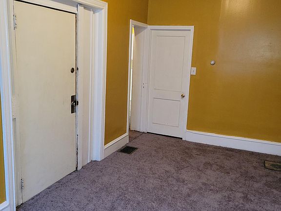 5th image of 32 N Saint Bernard St Floor 1