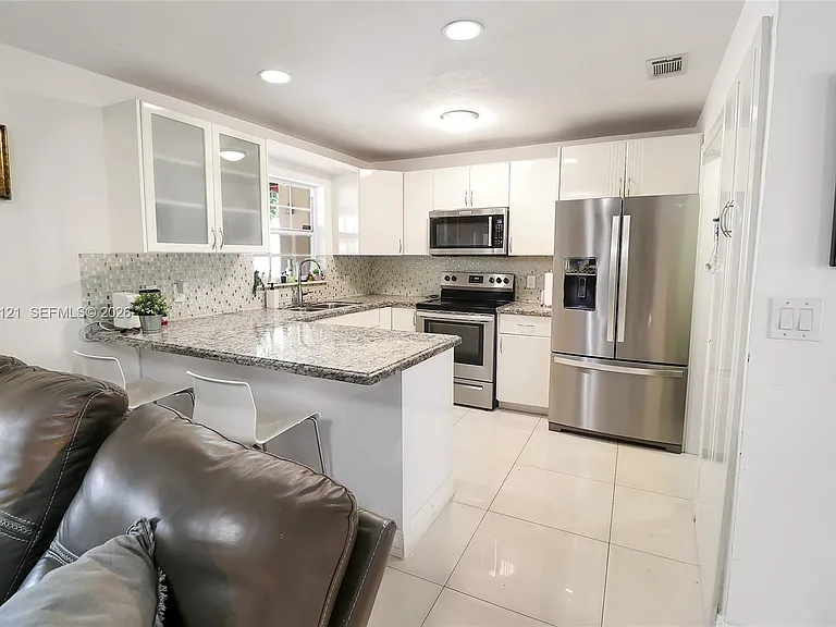 17920 NW 68th Ave #31 — Photo 10