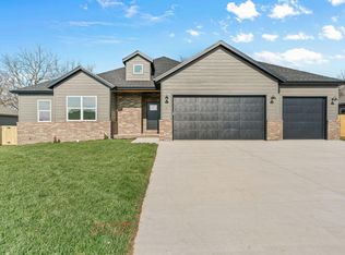 185 E Clayton Lane, Republic, MO 65738