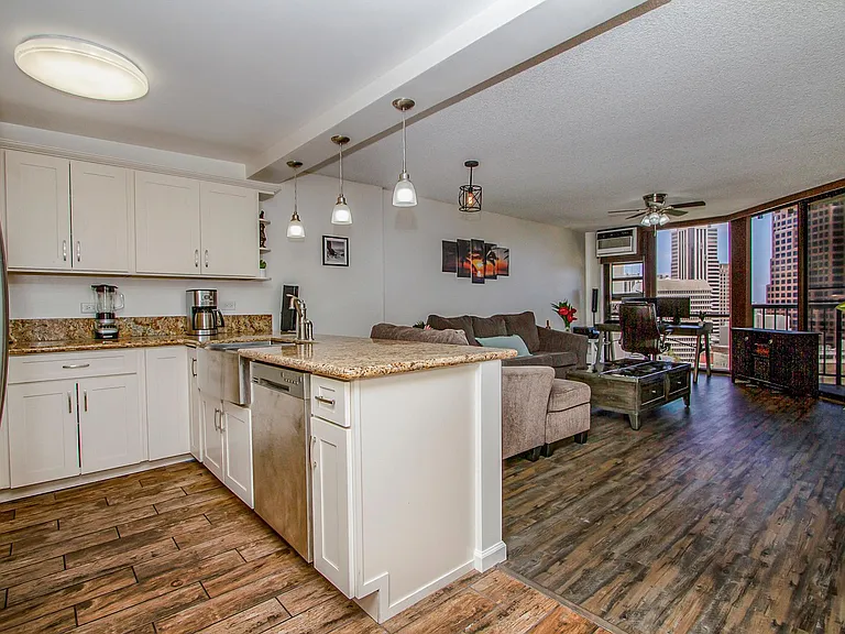 60 N Beretania St #1809 — Photo 7