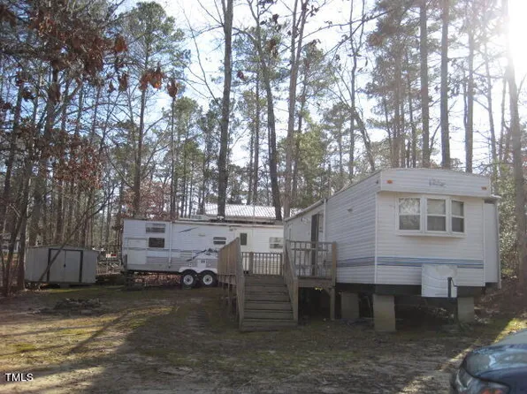 107 Mustang Dr #C102, Louisburg, NC 27549