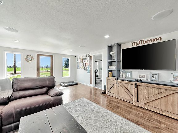 5th image of 95339 Ayres Ln
