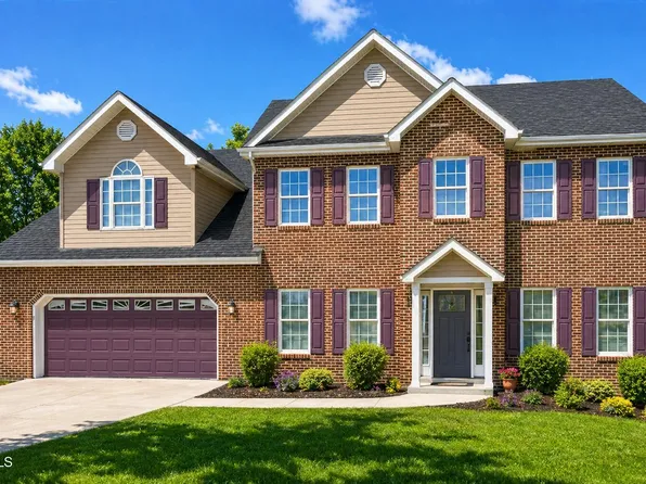 616 Kings Ridge Dr, Blountville, TN 37617
