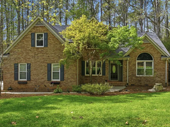 216 Grand Oak Dr, Hillsborough, NC 27278