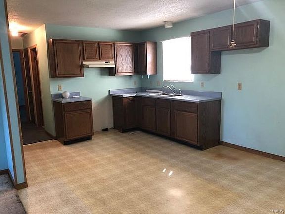 2nd image of 74 Duncan Mansion Dr