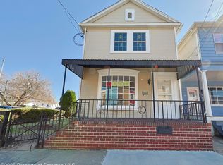 318 W Main St, Plymouth, PA 18651