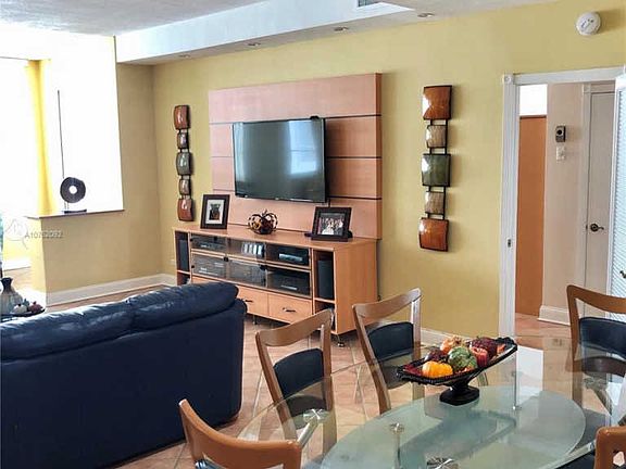4th image of 5005 Collins Ave APT 1524