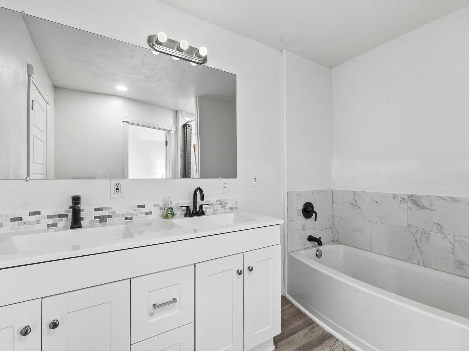 3 bed, 1800 sqft, $1,800 — Photo 4