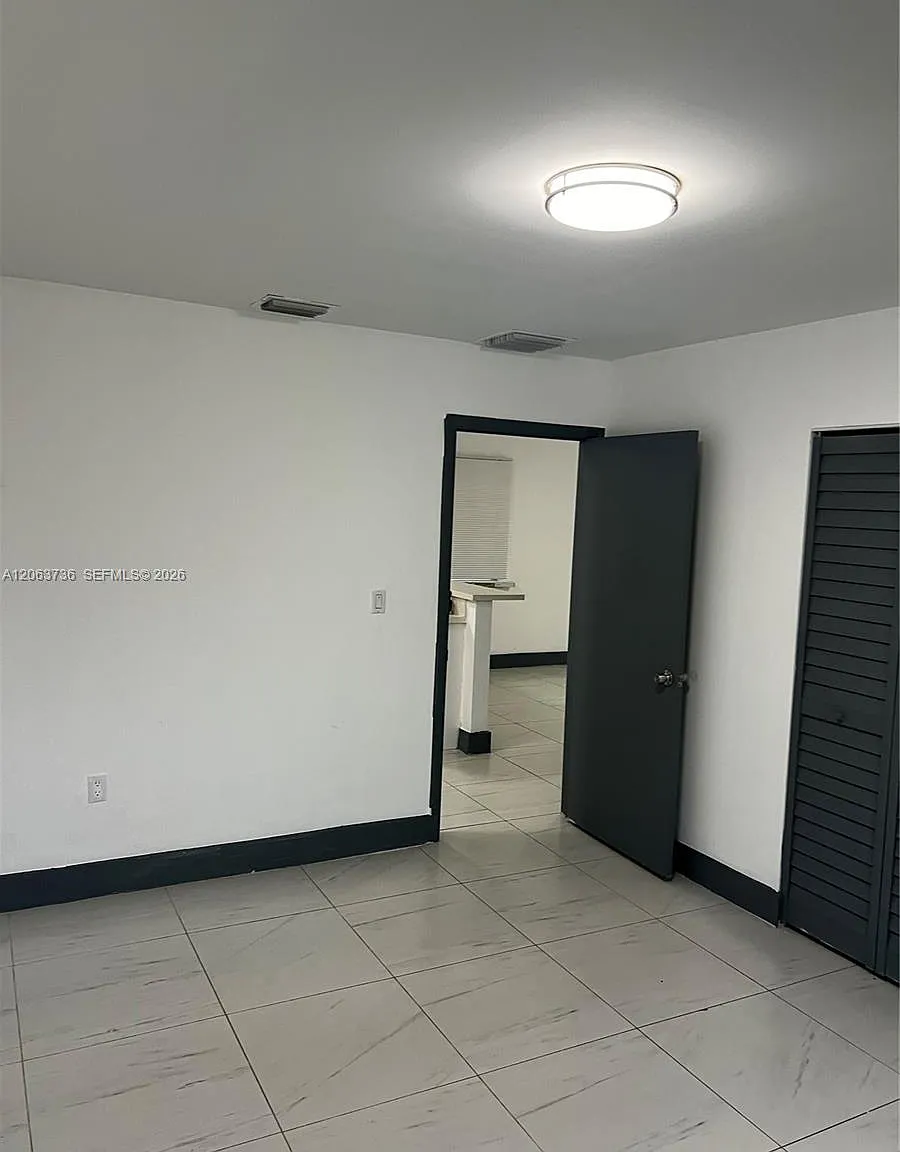 4 bed, 1421 sqft, $3,600 — Photo 1