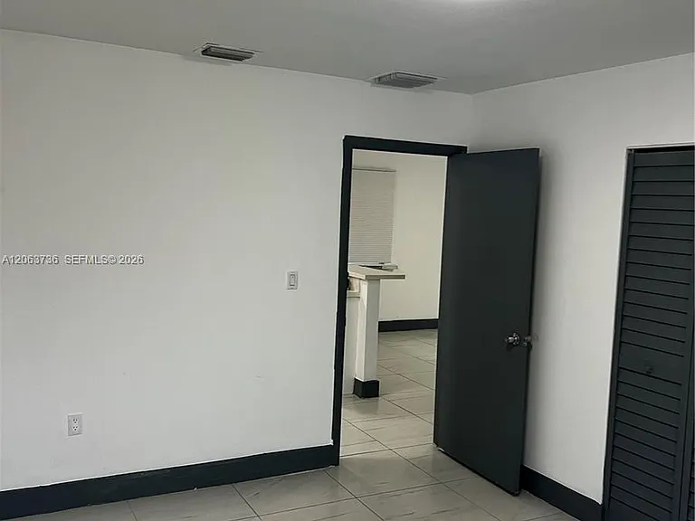 6301 NW 1st Pl — Photo 31
