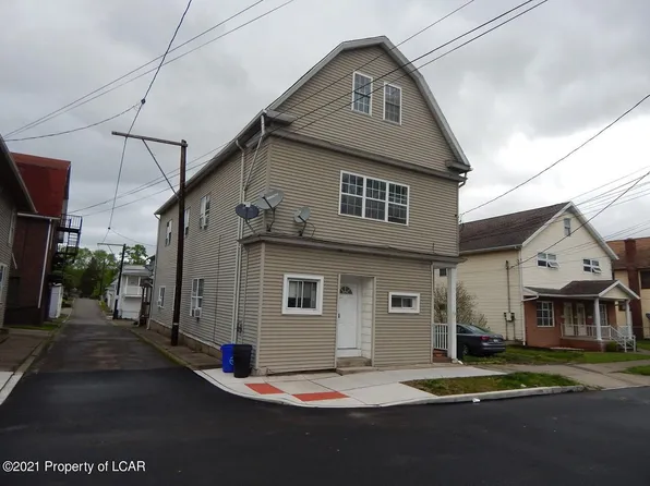 58 W Broad St, Nanticoke, PA 18634