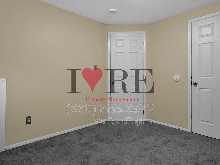 4224 Morsetown Ct S — Photo 16