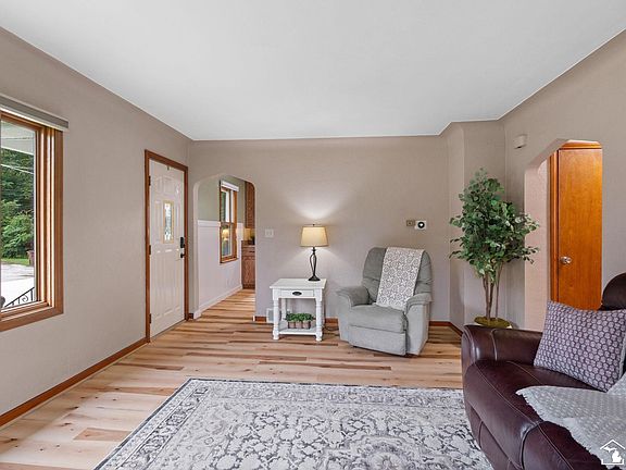 4th image of 3412 Butternut St