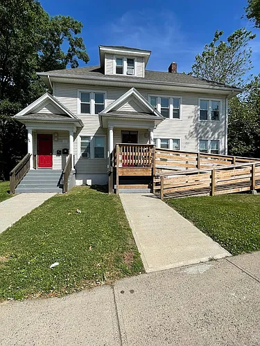 144-146 Prospect St Photo 1