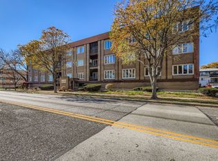 10048 S Pulaski Rd APT 1E, Oak Lawn, IL 60453
