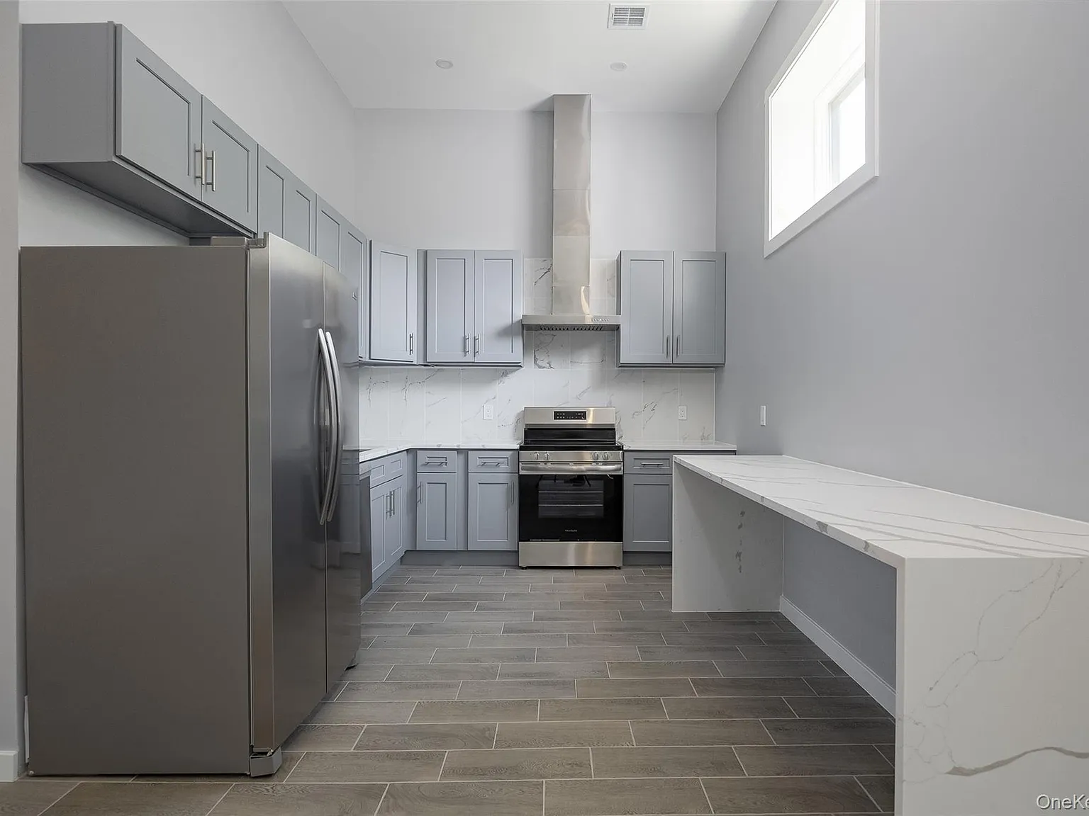 1 bed, 1.0 bath, 900 sqft, $2,000 — Photo 2