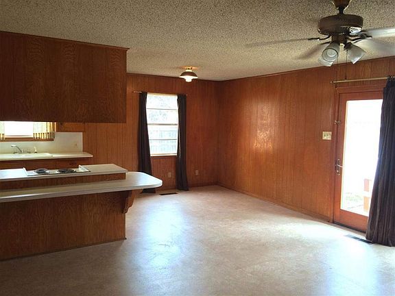 3rd image of 8712 Panther Dr