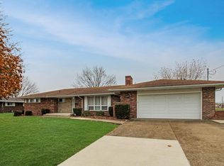 204 E 11th St, Pt Clinton, OH 43452