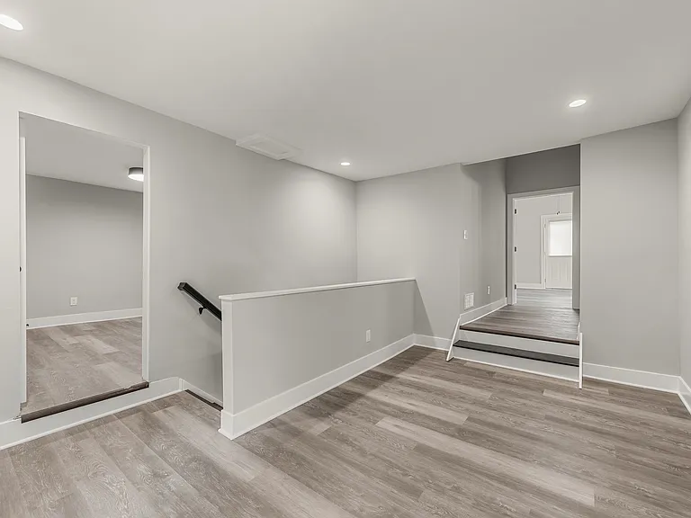 37386 Detroit Rd — Photo 23