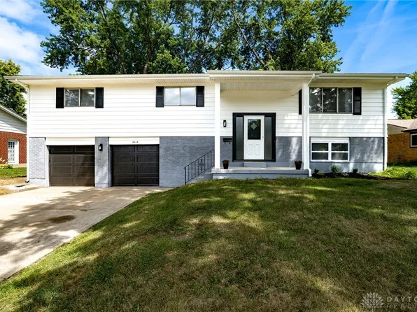 5619 Candlelight Ln, Dayton, OH 45431