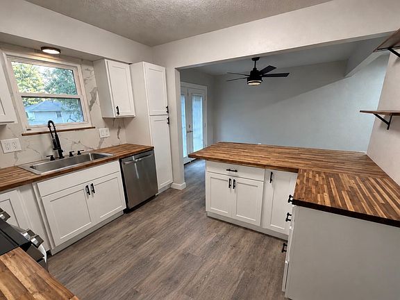 5th image of 316 SW Killarney Lane