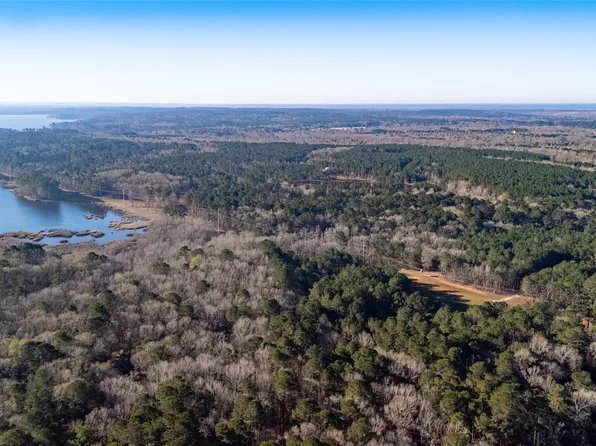 1913 County Road 779, Douglass, TX 75943