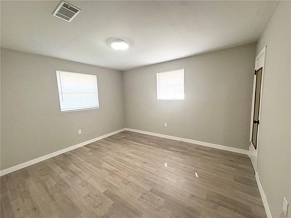 5th image of 2708 Corinne Dr