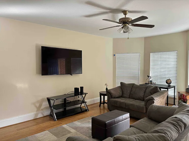 3944 Brandon Park Dr — Photo 6