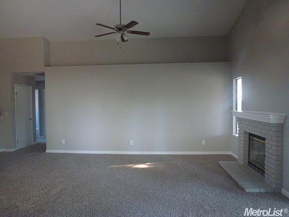 5th image of 3936 Sweet Gum Dr