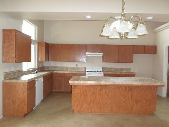5th image of 2728 N Shady Ct