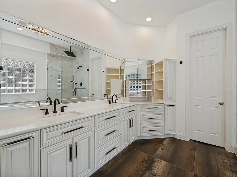 1419 Biltmore Ct — Photo 22