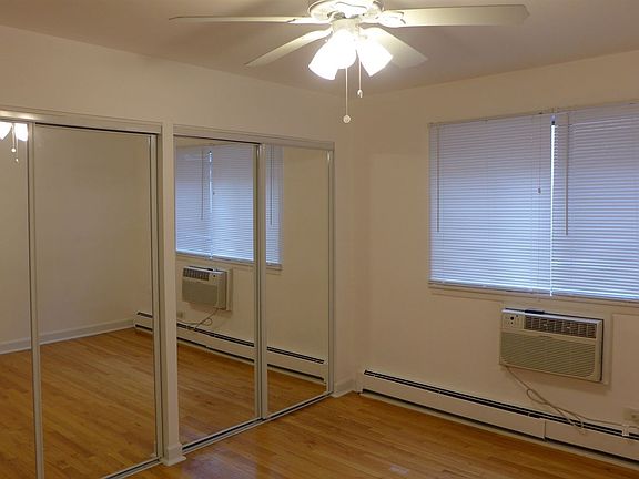 2nd image of 5633 N Winthrop Ave APT 311