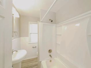 257 Cedarwood Ter, Rochester, NY 14609