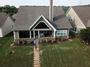 2751 Waterhaven Dr, Chattanooga, TN 37406