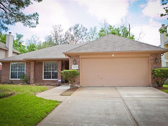 Beautiful One story shaded by Huge Mature trees