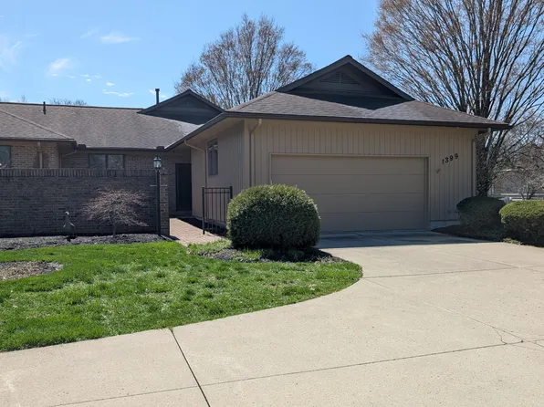 1399 Willowood Way, Marion, OH 43302