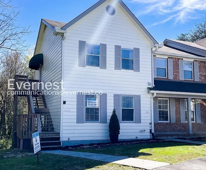 4809 Brighton Ln — Photo 2