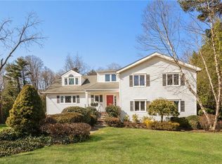 19 Leatherstocking Ln, Scarsdale, NY