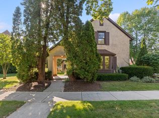 826 Valley Rd, Kohler, WI 53044