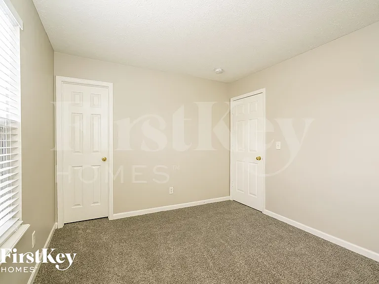 10741 Newgate Ln — Photo 11
