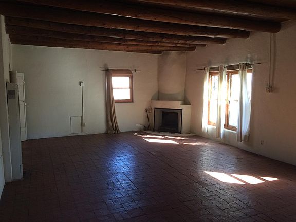 5th image of 4820 Guadalupe Trl NW