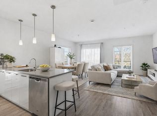 9640 Rue William Fleming #209, Montreal, QC H8R0C4