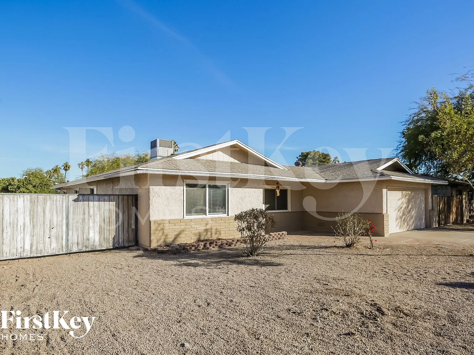 4 bed, 2.0 bath, 1534 sqft, $2,245 — Photo 2