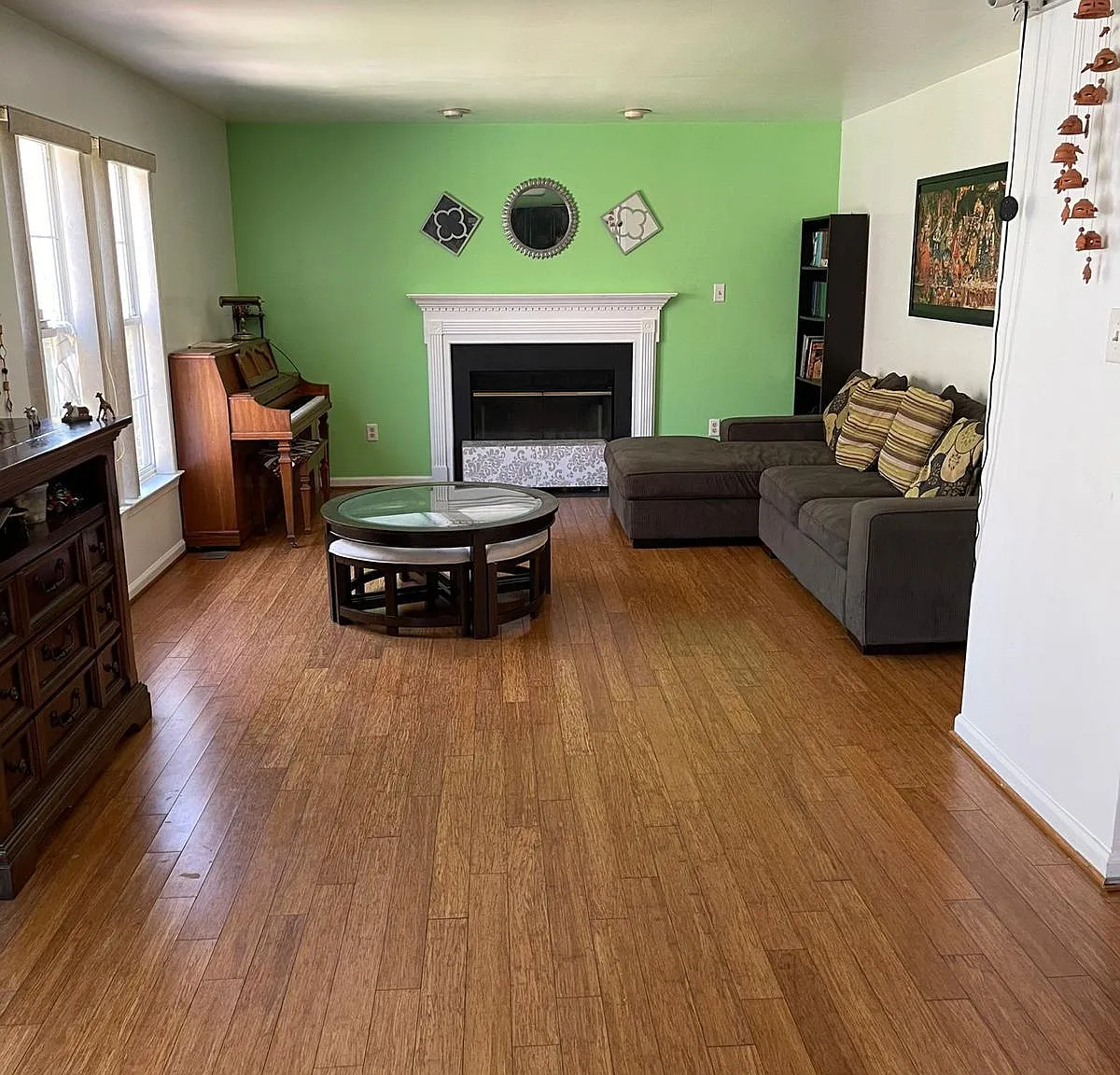 4 bed, 3.5 bath, 2400 sqft, $3,000 — Photo 4