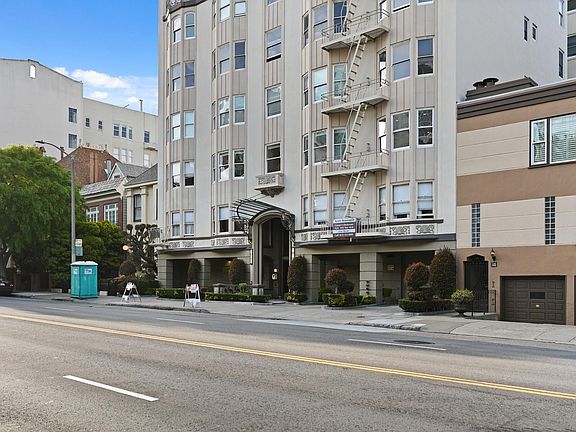 4th image of 1740 Broadway St #302