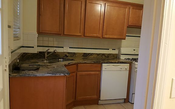 5th image of 1430 N Harlem Ave APT B