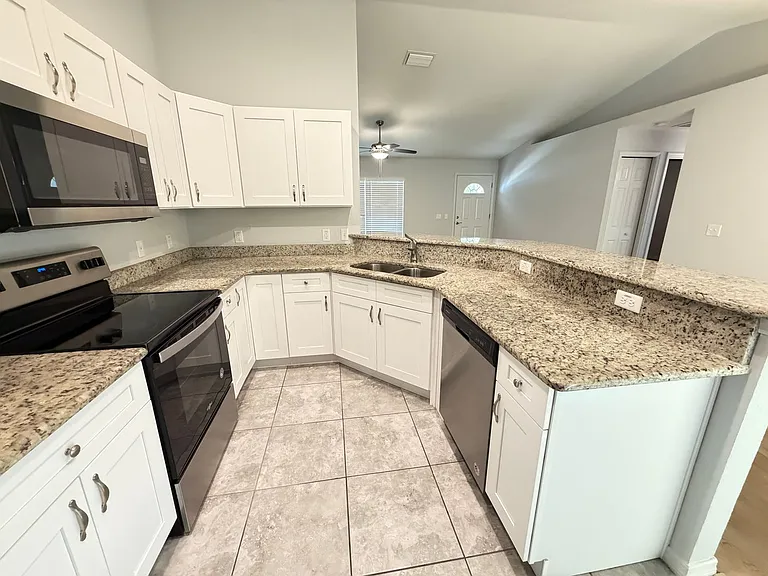 8266 SE 161st Pl — Photo 10