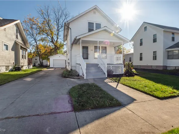 1370 Prospect St, Barberton, OH 44203
