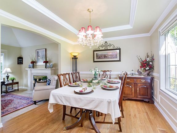5th image of 2708 17th Avenue Ct SW